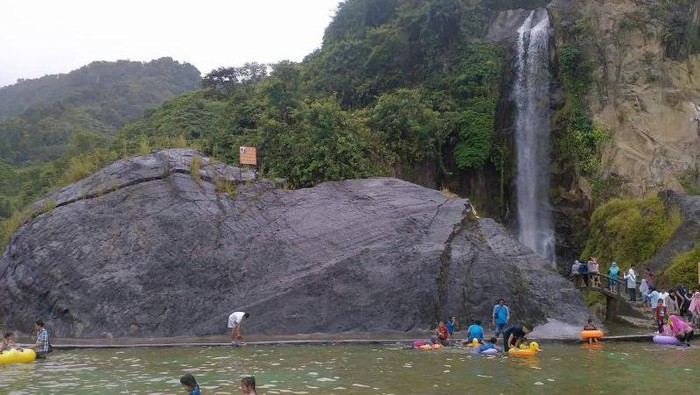 Curug Terdekat dari Jakarta Cocok Buat Healing