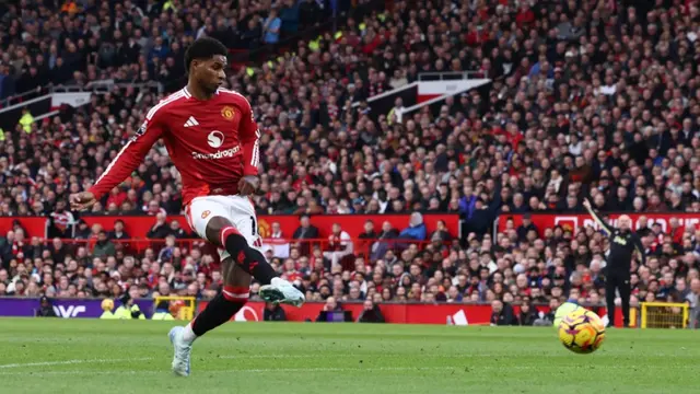 054430200_1735005714-rashford