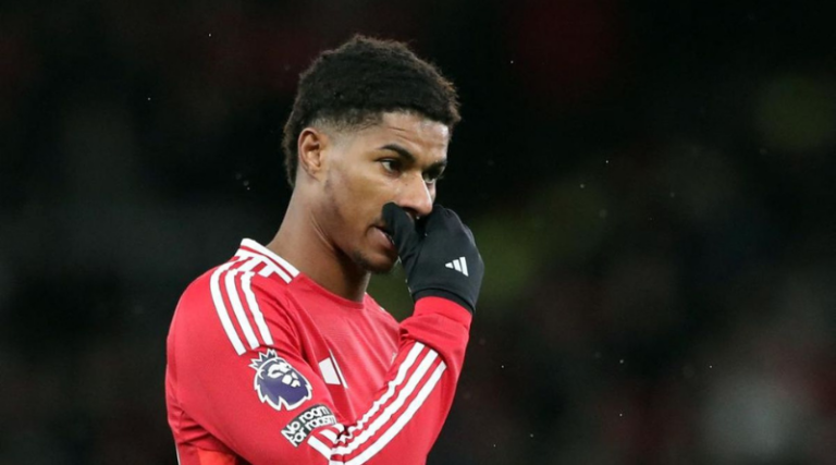 Rashford Tidak Meninggalkan MU